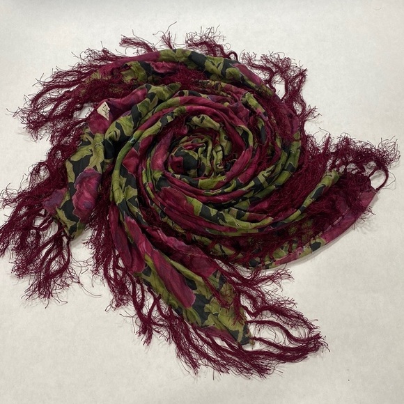 Zazou wrap scarf fringed floral - Picture 1 of 6